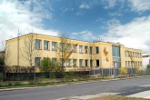 MŠ Sluníčko – pohled na budovu mateřské školy Školní 1805, pohled z jihozápadní strany  